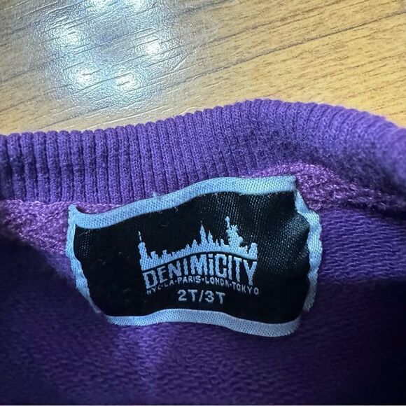 Denimicity sweatshirt 2T/3T - Picture 2 of 2